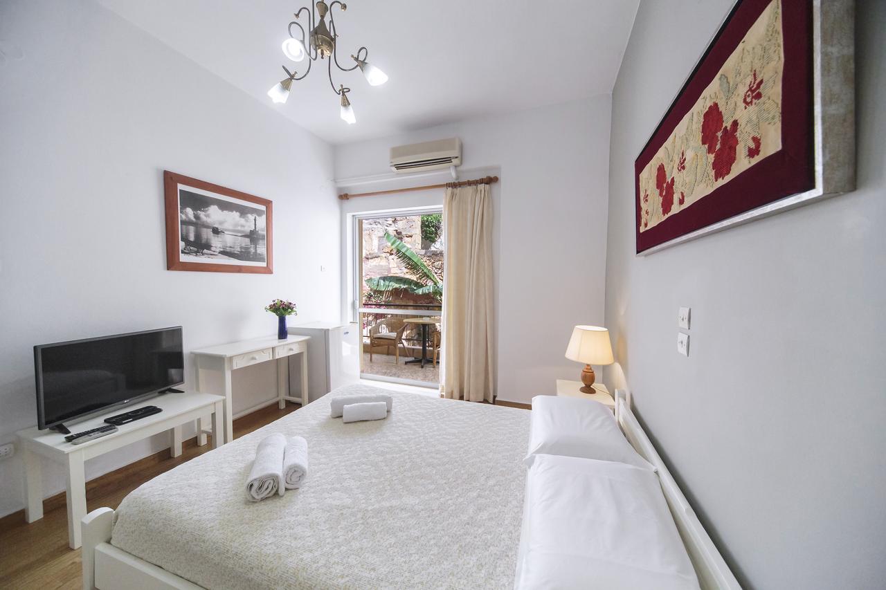 Casa Kasteli Hotel Hriszí Aktí Haniá Kültér fotó